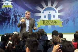 Chicos de Escuela Patricias Argentinas visitan al Intendente