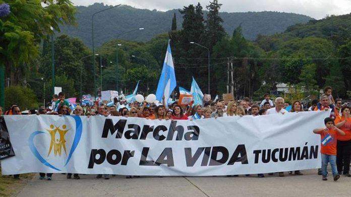 Elias-de-Pérez-uso-político-de-la-marcha